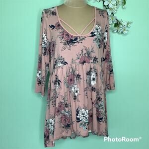 Torrid Super Soft Knits Strappy Floral 3/4 Sleeve Swing Top Empire Waist